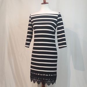 🖤❣️🖤GORGEOUS NY & CO BLACK & WHITE STRIPED LACE HEM DRESS!🖤🤍🖤
